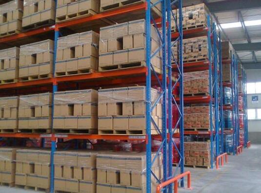 河北貨架：家具行業有什么樣的倉庫貨架存儲？